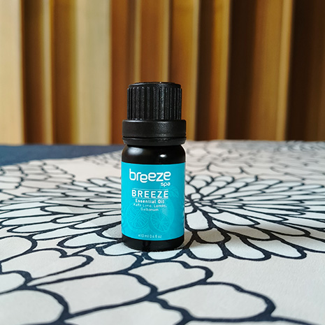breeze-essential-oil